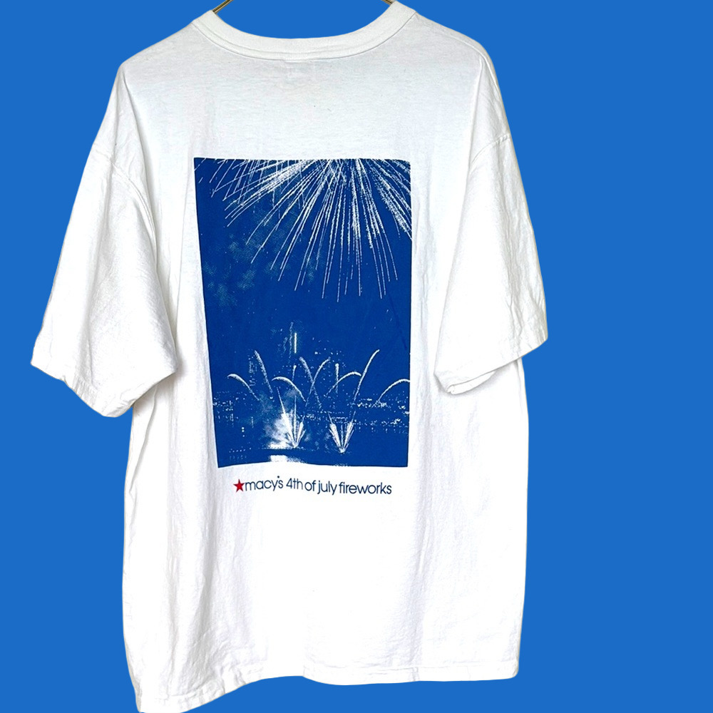 Macy’s 4th of July White Graphic Tee Unisex Large - Picture 1 of 8